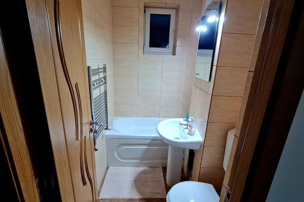 Apartament Violeta Gura Humorului Exteriör bild
